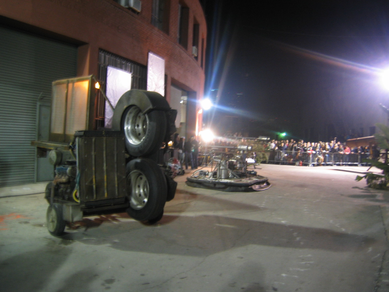 pitching machine  and hovercraft